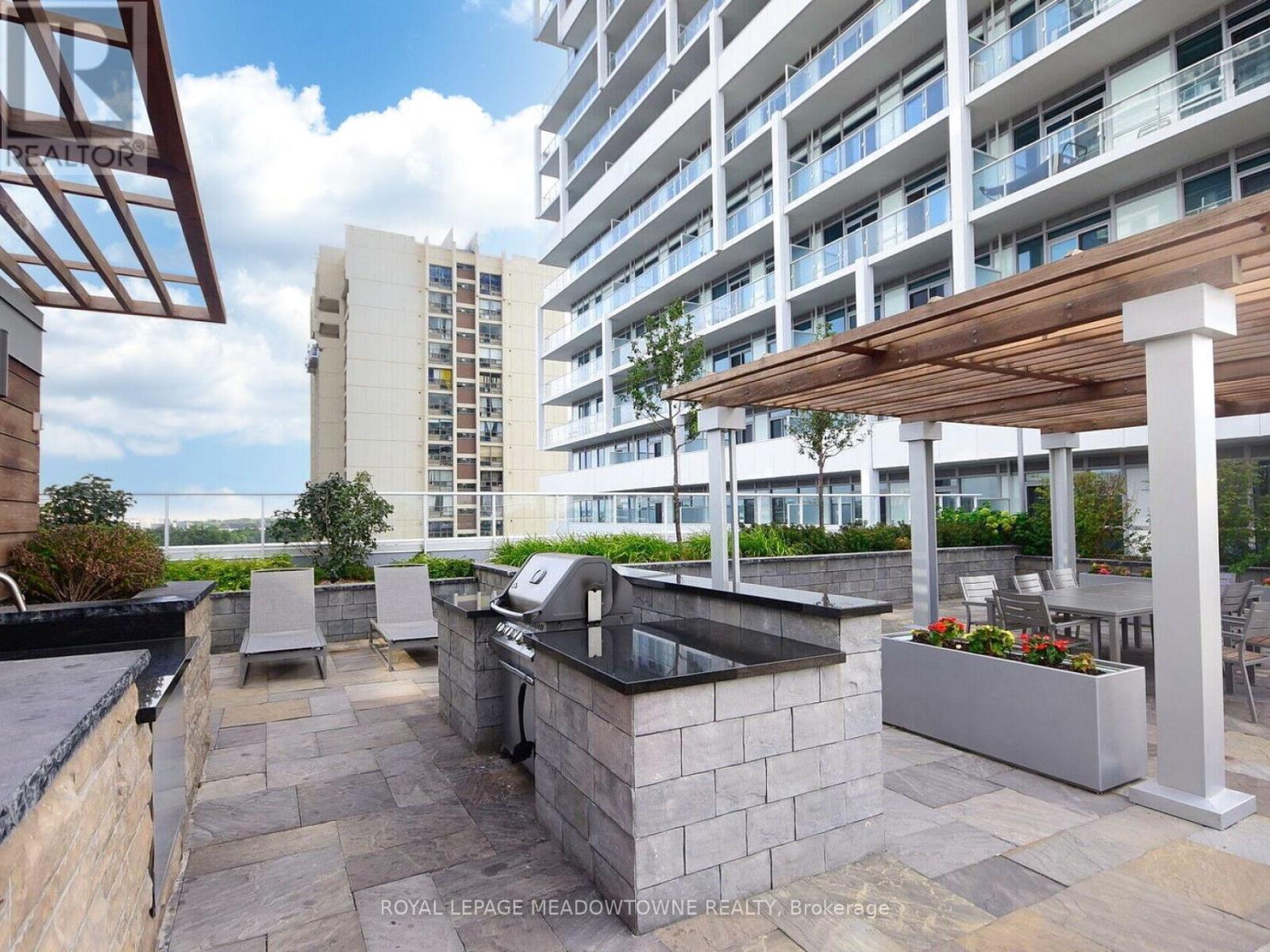 1210 - 55 Speers Road, Oakville, Ontario  L6K 0H9 - Photo 47 - W12502308