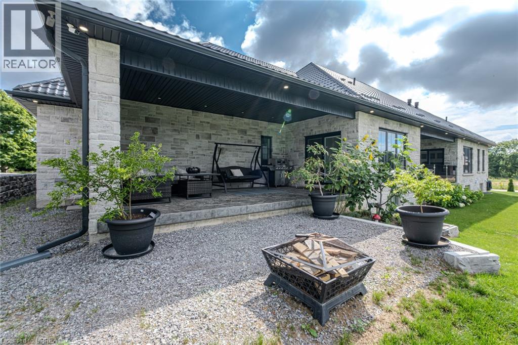 18 Bannister Street, Oakland, Ontario  N0E 1L0 - Photo 46 - 40755525