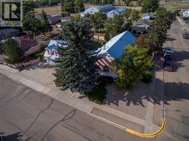 329 2 Avenue Ne, Milk River, Alberta  T0K 1M0 - Photo 3 - A2252561