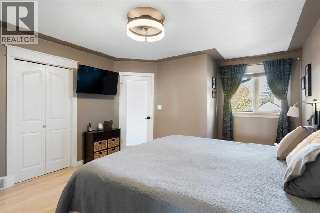 341 Sunset Place, Okotoks, Alberta  T1S 1P7 - Photo 20 - A2254056