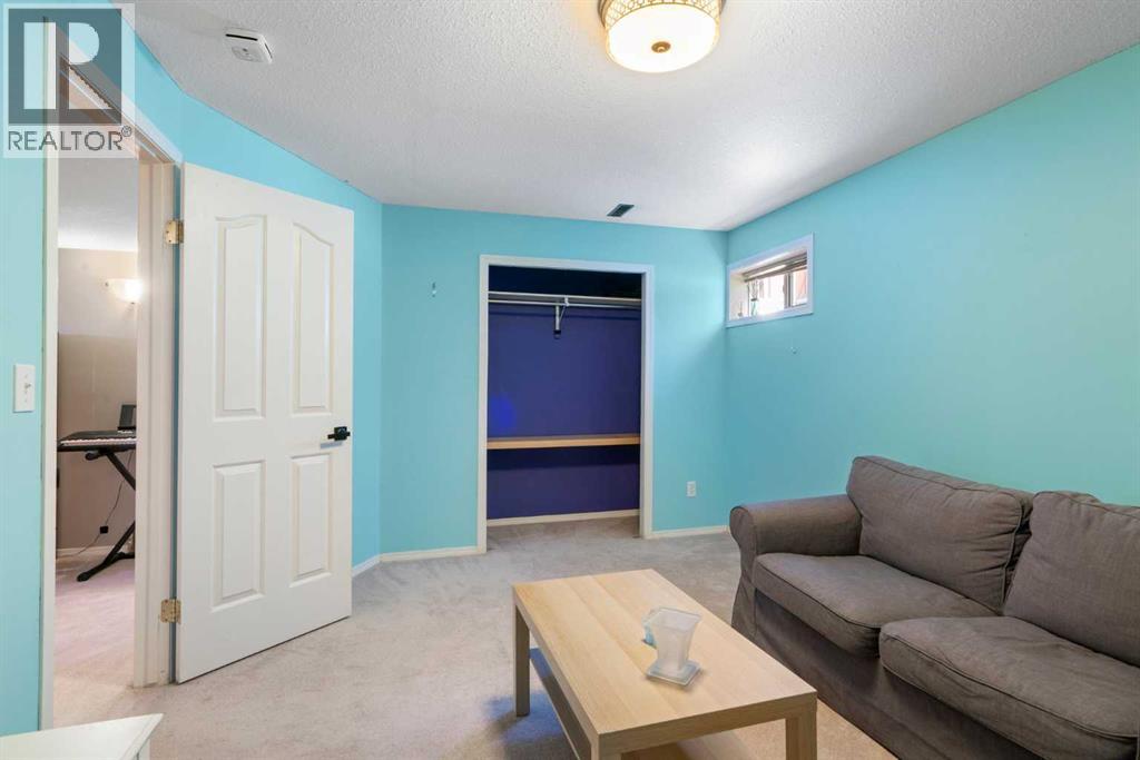 341 Sunset Place, Okotoks, Alberta  T1S 1P7 - Photo 25 - A2254056