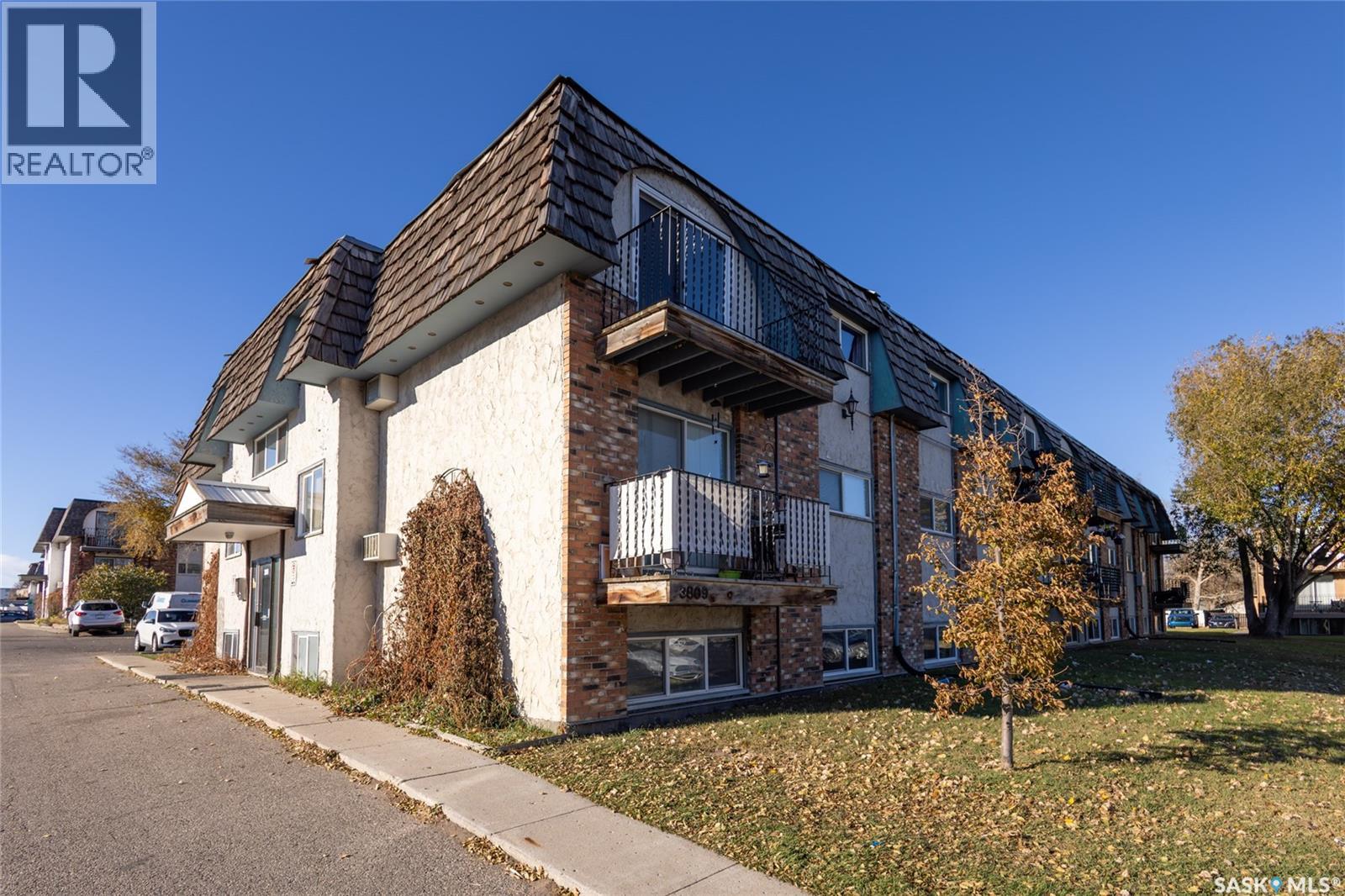 24 3809 Luther Place E, Saskatoon, Saskatchewan  S7H 4B1 - Photo 3 - SK022233