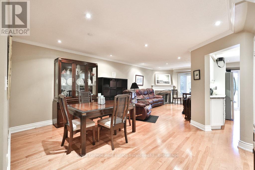 2 - 2318 Marine Drive, Oakville, Ontario  L6L 1C3 - Photo 10 - W12497568