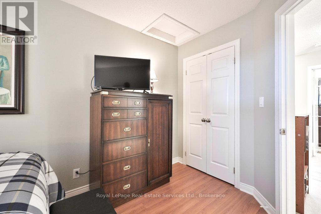 2 - 2318 Marine Drive, Oakville, Ontario  L6L 1C3 - Photo 25 - W12497568