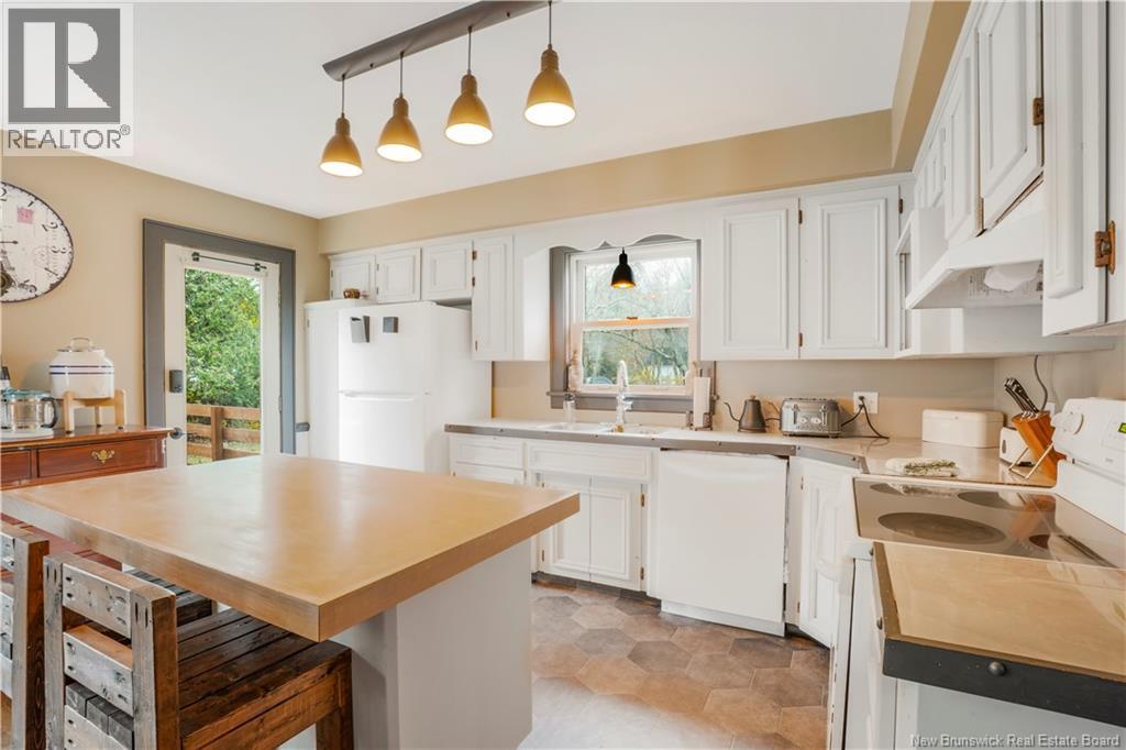 292 Sunset Drive, Fredericton, New Brunswick  E3A 1A9 - Photo 10 - NB129512