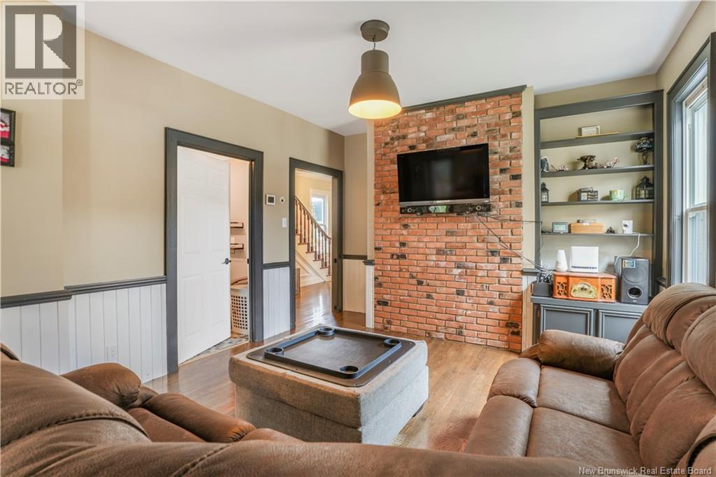 292 Sunset Drive, Fredericton, New Brunswick  E3A 1A9 - Photo 3 - NB129512