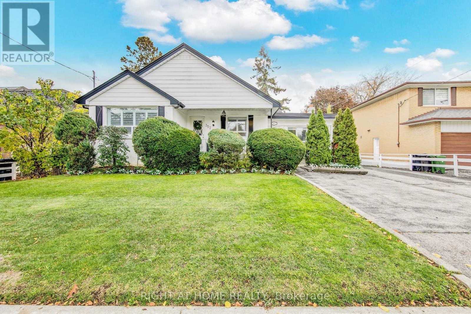 357 Drewry Avenue, Toronto, Ontario  M2R 2K3 - Photo 2 - C12502370