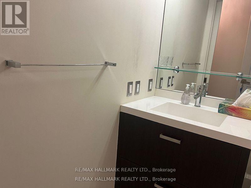 428 - 560 Front Street W, Toronto, Ontario  M5V 1C1 - Photo 5 - C12502454