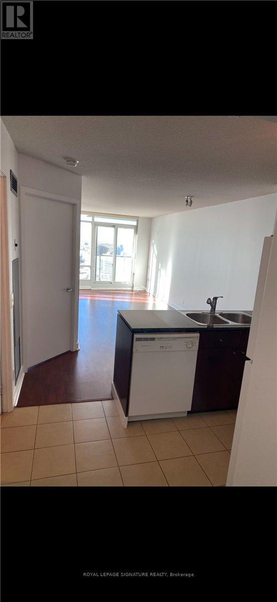 3001 - 373 Front Street W, Toronto, Ontario  M5V 3R7 - Photo 11 - C12502460