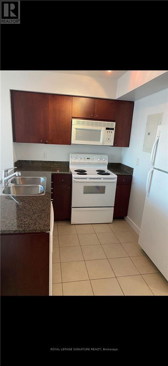 3001 - 373 Front Street W, Toronto, Ontario  M5V 3R7 - Photo 12 - C12502460