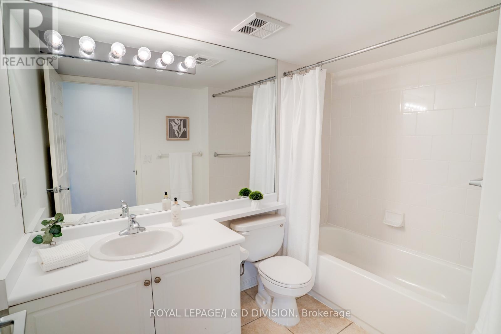 601 - 451 Rosewell Avenue, Toronto, Ontario  M4R 2H8 - Photo 24 - C12502506