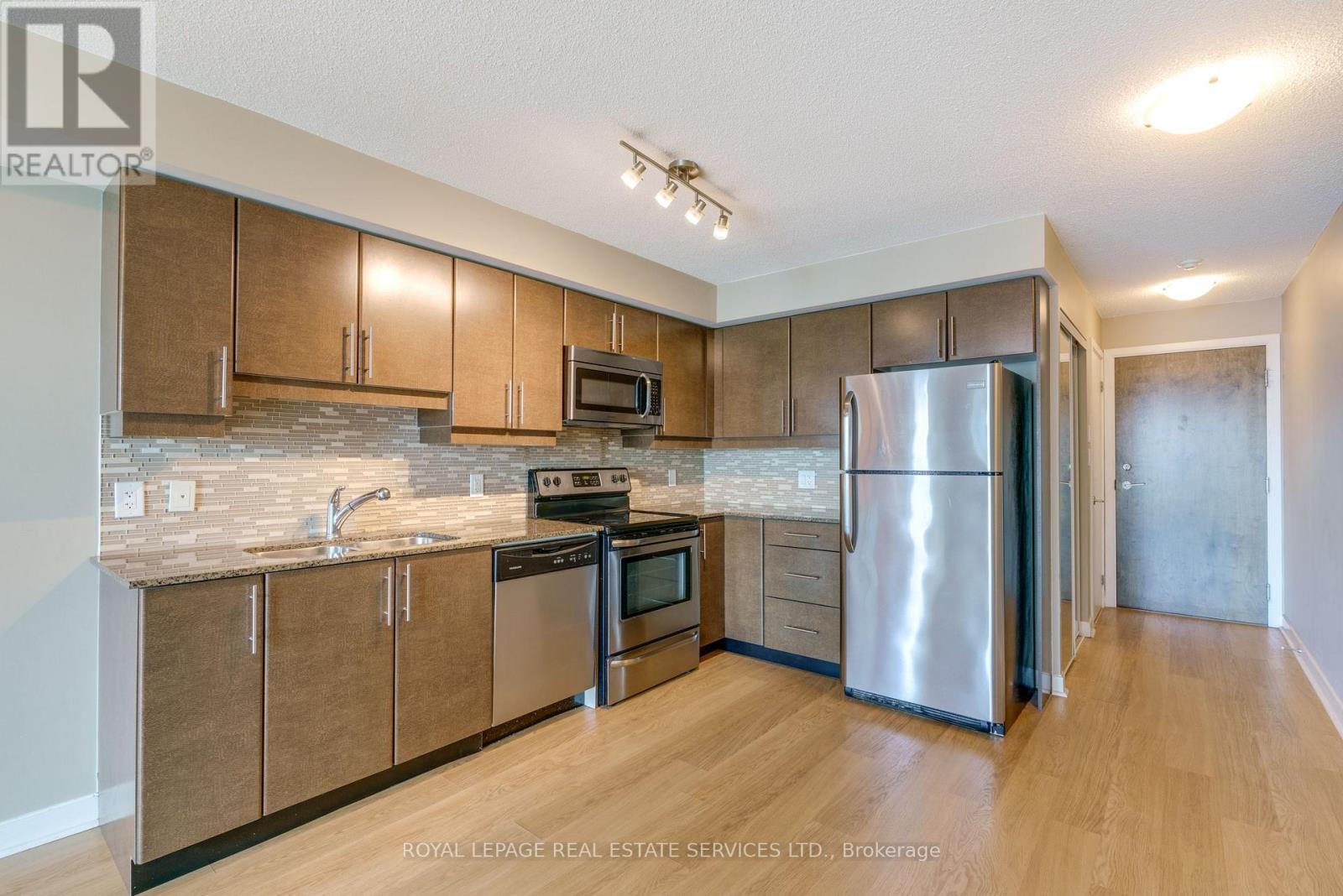 2011 - 33 Bay Street, Toronto, Ontario  M5J 2Z3 - Photo 9 - C12502516