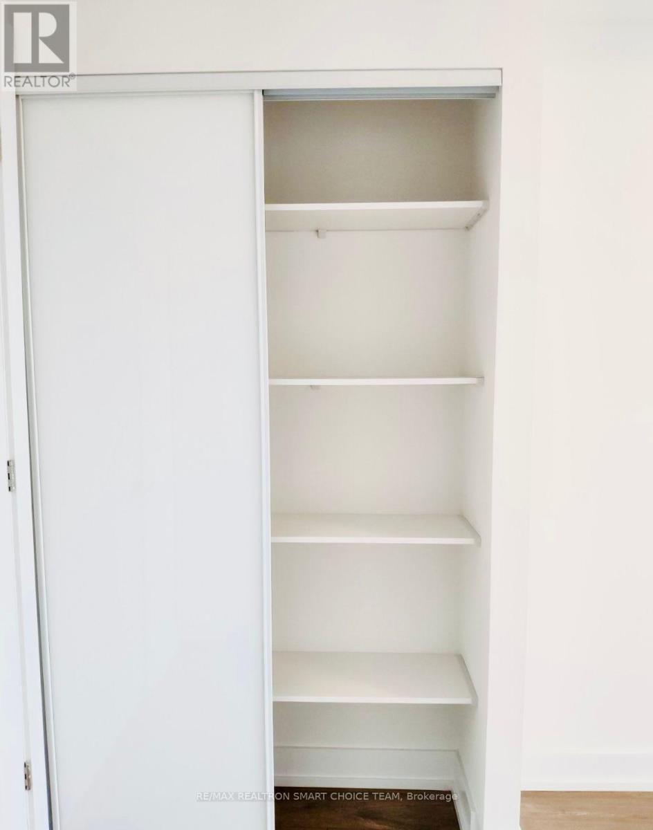 1033 - 25 Adra Grado Way, Toronto, Ontario  M2J 0H6 - Photo 15 - C12502604