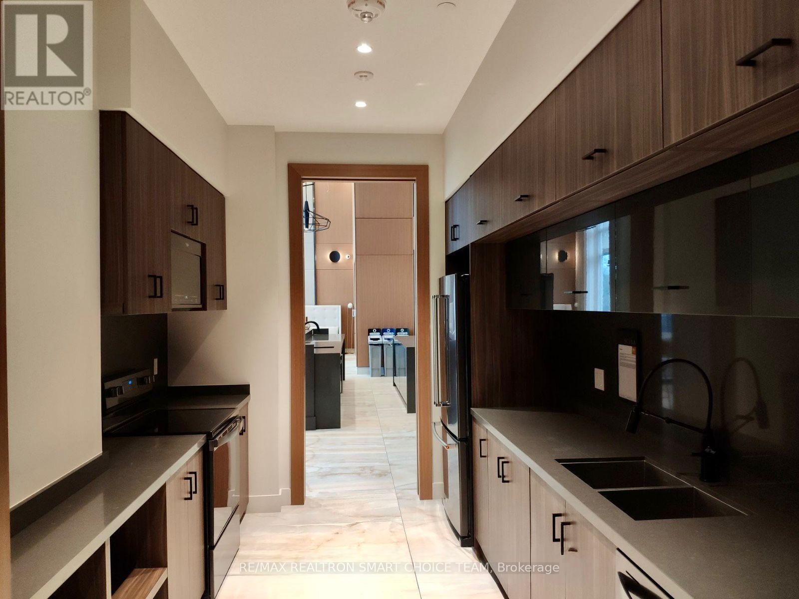 1033 - 25 Adra Grado Way, Toronto, Ontario  M2J 0H6 - Photo 6 - C12502604