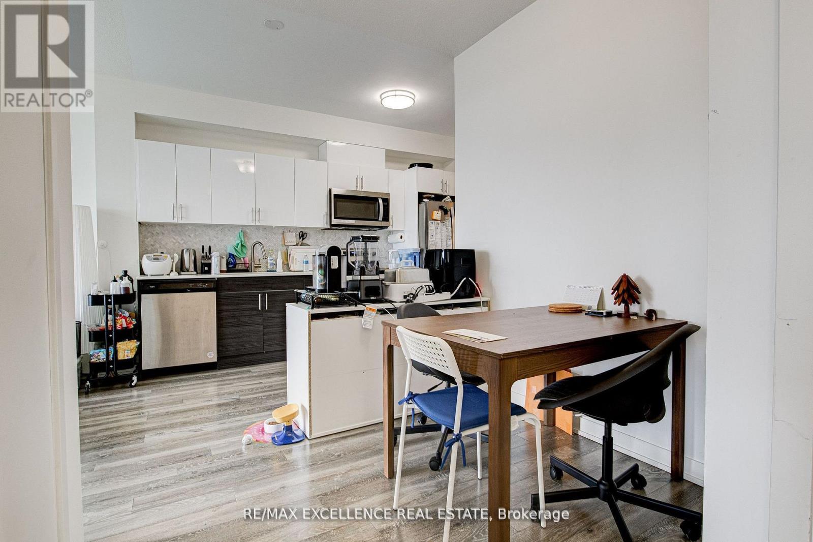 1402 - 128 King Street N, Waterloo, Ontario  N2J 0E9 - Photo 16 - X12502250