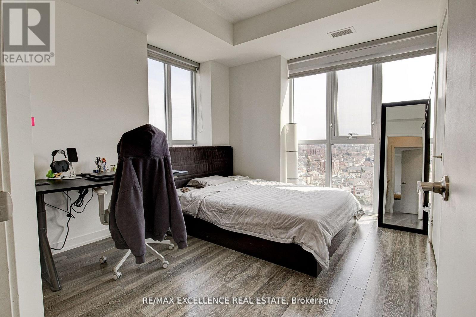 1402 - 128 King Street N, Waterloo, Ontario  N2J 0E9 - Photo 22 - X12502250