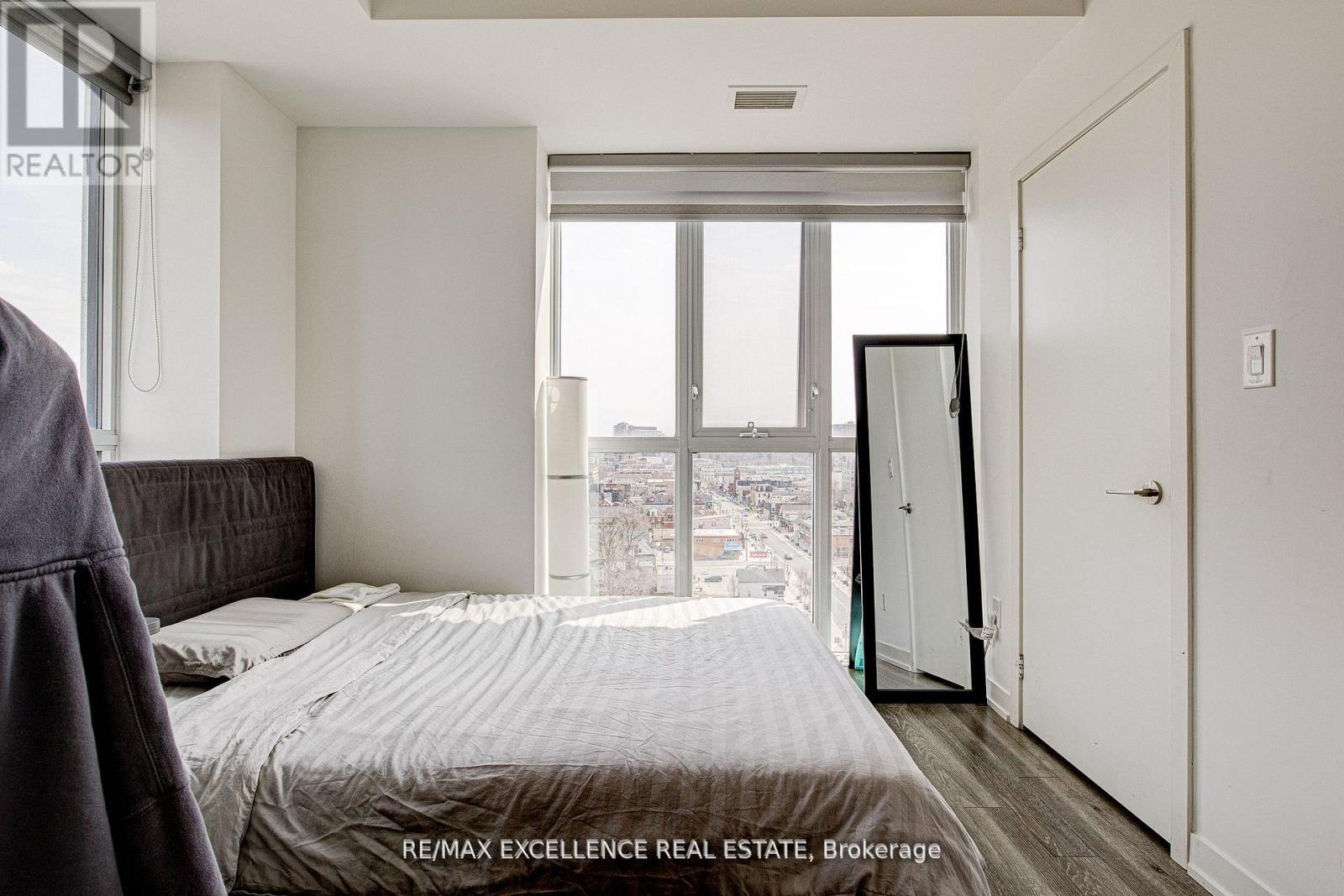 1402 - 128 King Street N, Waterloo, Ontario  N2J 0E9 - Photo 23 - X12502250