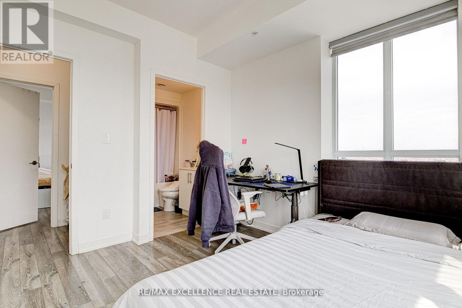 1402 - 128 King Street N, Waterloo, Ontario  N2J 0E9 - Photo 24 - X12502250