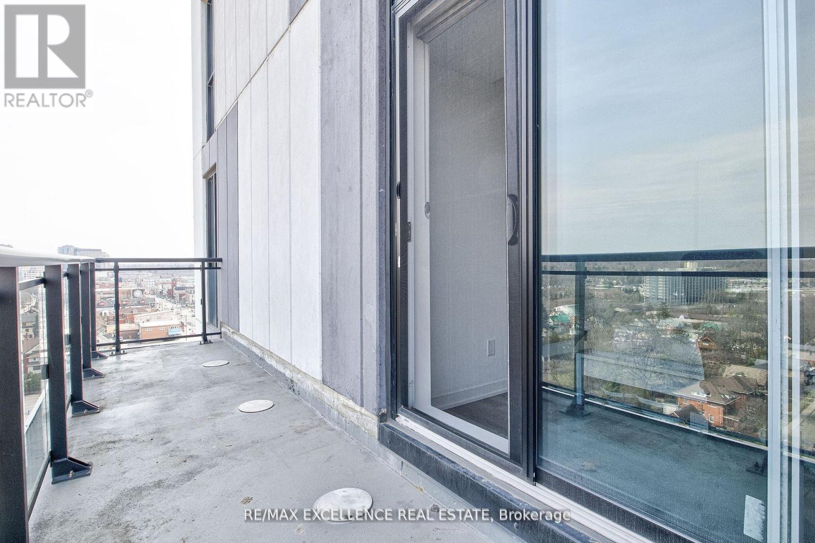 1402 - 128 King Street N, Waterloo, Ontario  N2J 0E9 - Photo 29 - X12502250