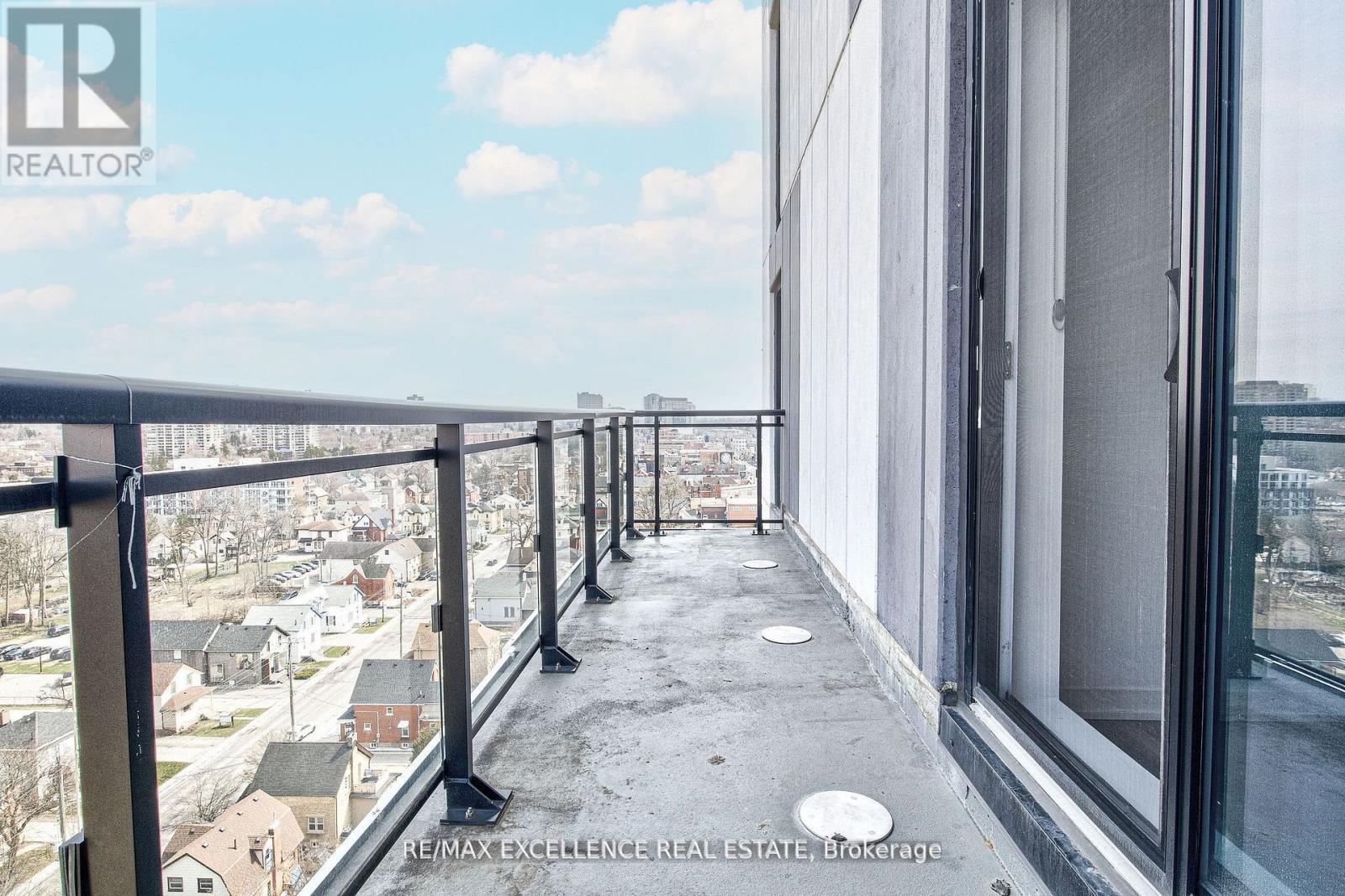 1402 - 128 King Street N, Waterloo, Ontario  N2J 0E9 - Photo 30 - X12502250