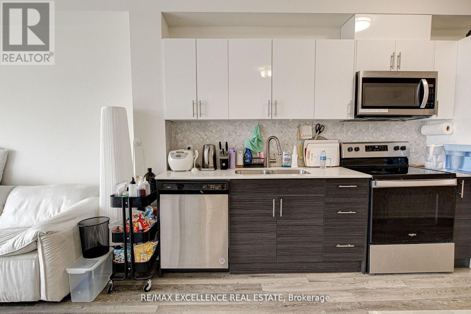 1402 - 128 King Street N, Waterloo, Ontario  N2J 0E9 - Photo 7 - X12502250