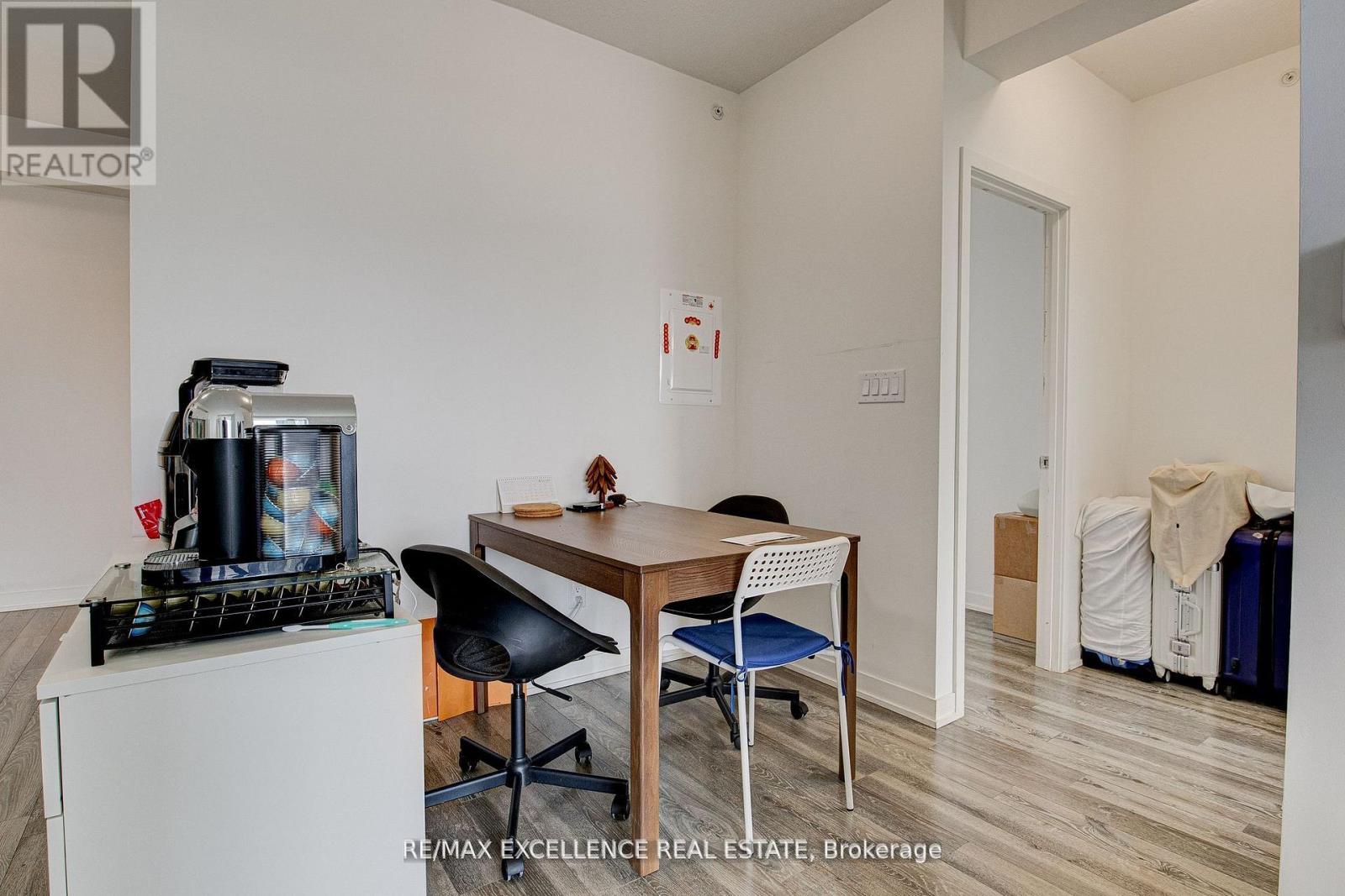 1402 - 128 King Street N, Waterloo, Ontario  N2J 0E9 - Photo 9 - X12502250