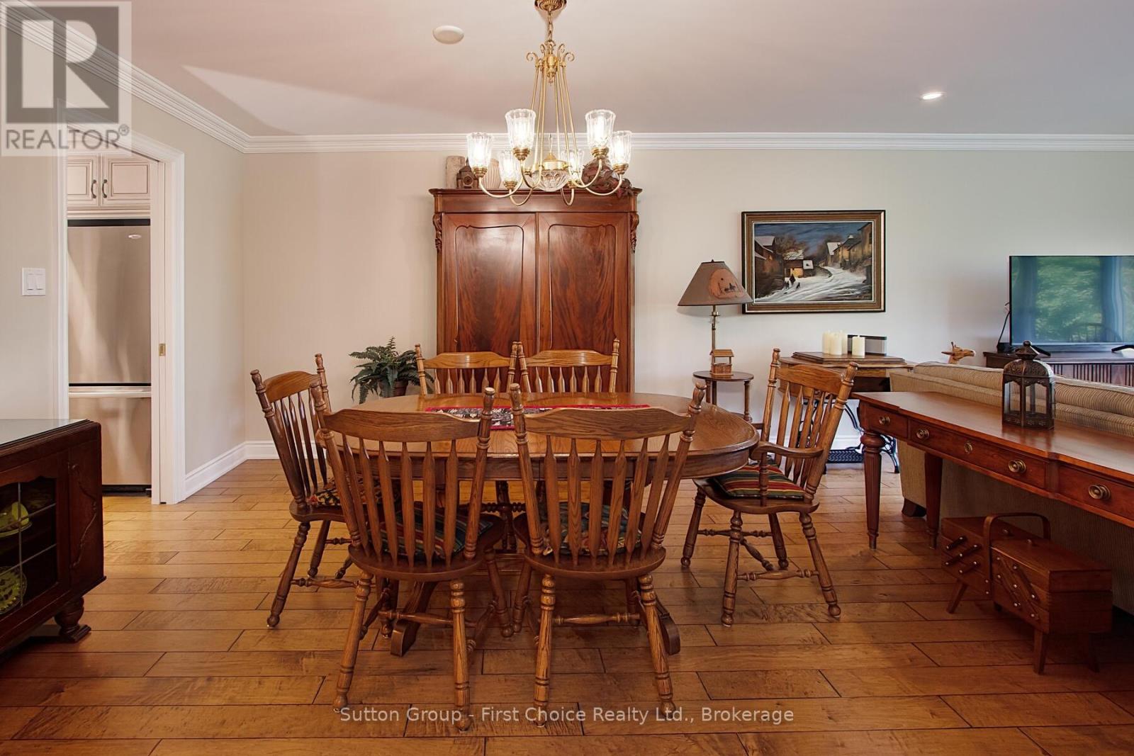 206 - 30 Front Street, Stratford, Ontario  N5A 7S3 - Photo 16 - X12322524