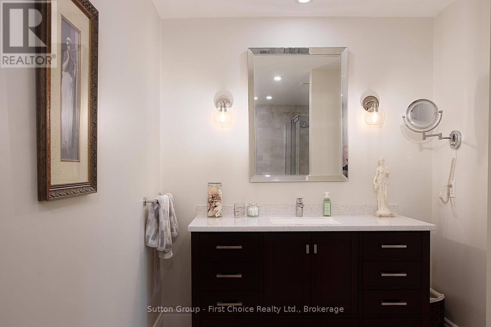 206 - 30 Front Street, Stratford, Ontario  N5A 7S3 - Photo 19 - X12322524