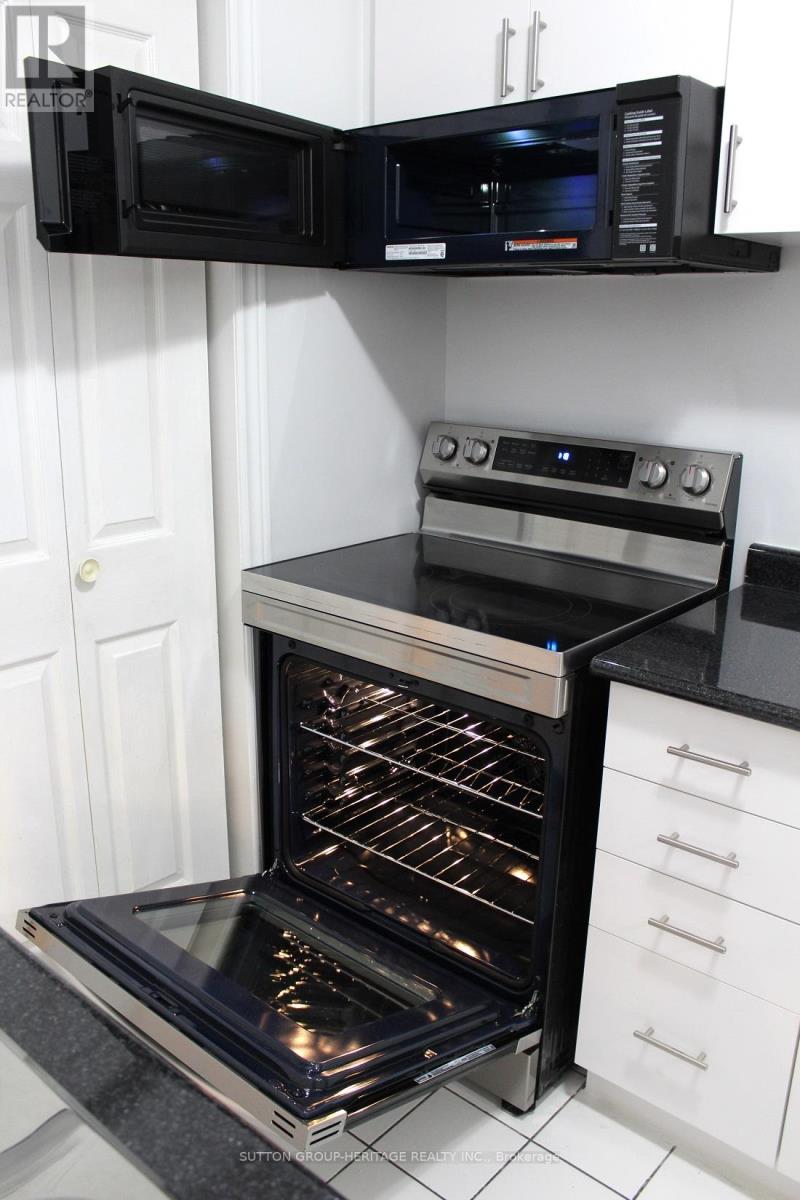 407 - 189 Lake Driveway W, Ajax, Ontario  L1S 7J1 - Photo 15 - E12502334