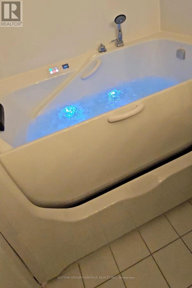 407 - 189 Lake Driveway W, Ajax, Ontario  L1S 7J1 - Photo 22 - E12502334