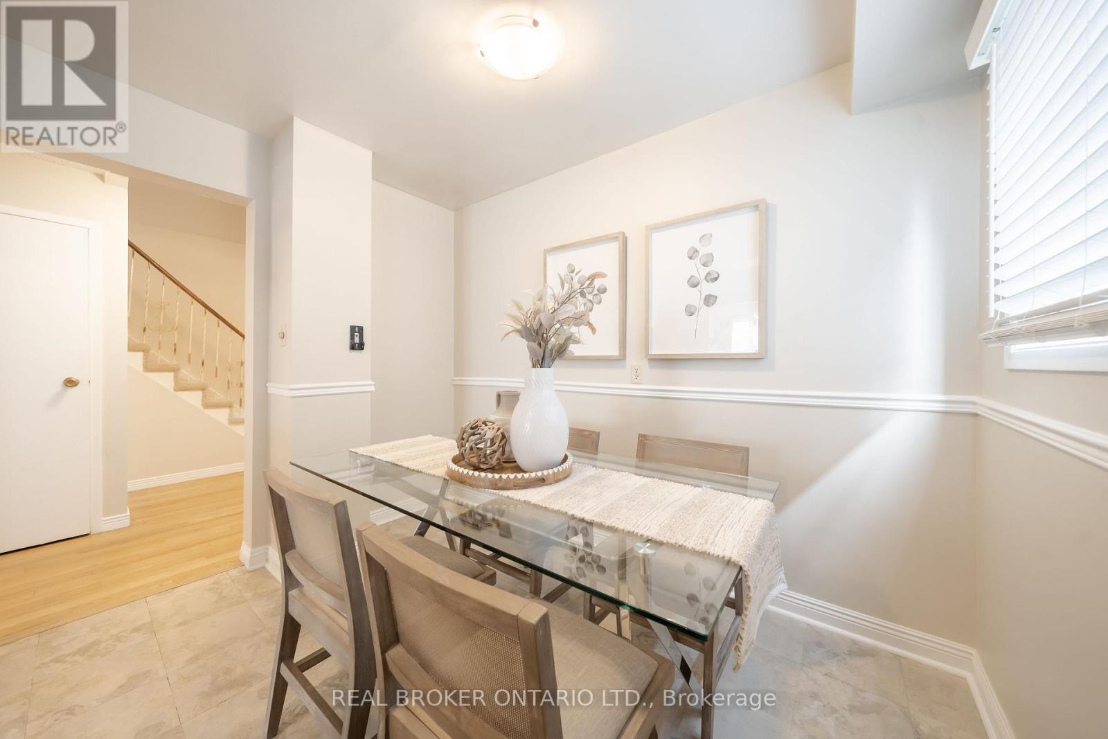 11 Blue Lagoon Court, Toronto, Ontario  M1J 3M3 - Photo 14 - E12502356