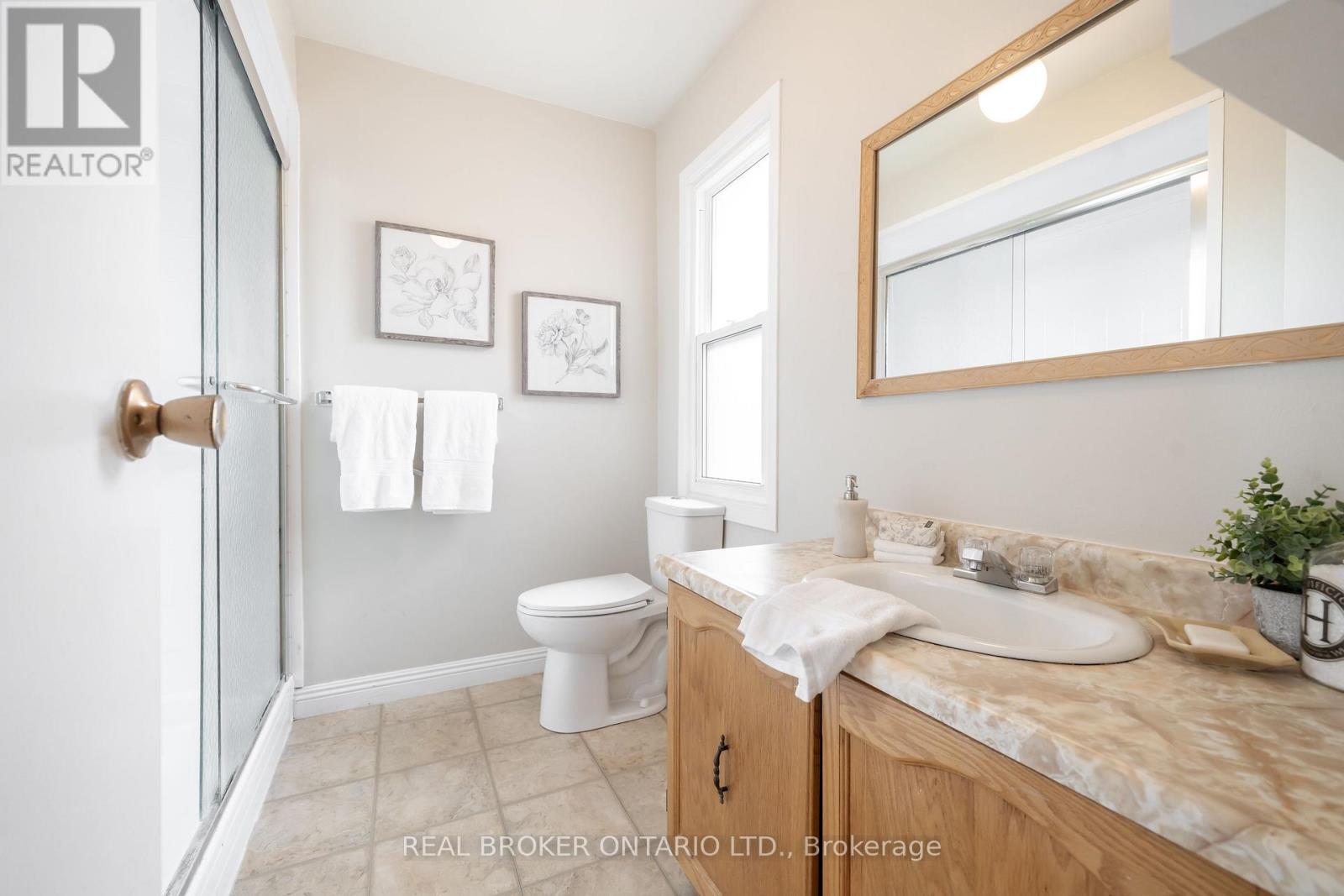 11 Blue Lagoon Court, Toronto, Ontario  M1J 3M3 - Photo 21 - E12502356