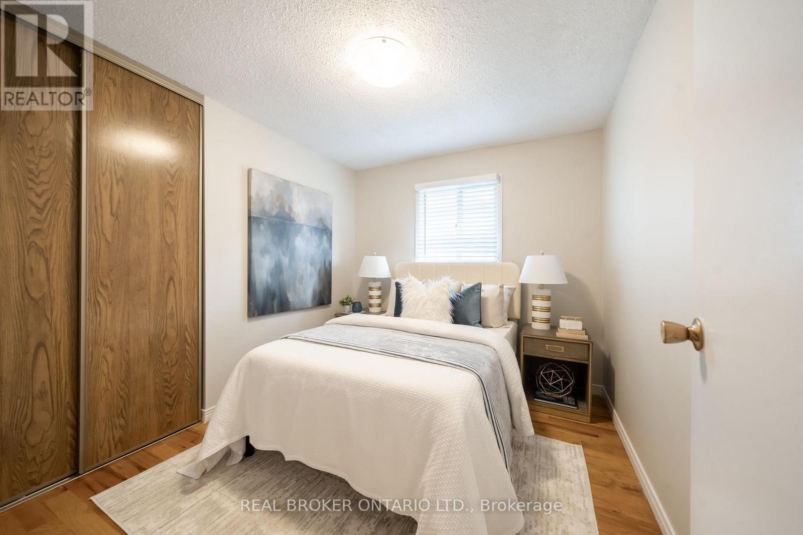 11 Blue Lagoon Court, Toronto, Ontario  M1J 3M3 - Photo 27 - E12502356