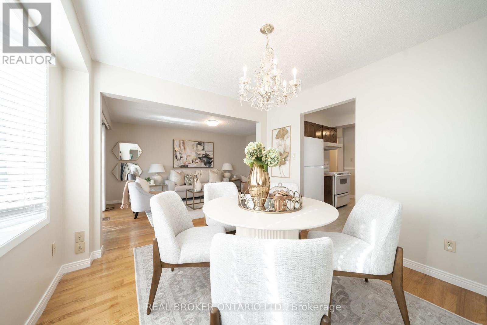 11 Blue Lagoon Court, Toronto, Ontario  M1J 3M3 - Photo 8 - E12502356