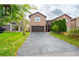 11 BLUE LAGOON COURT, Toronto, Ontario