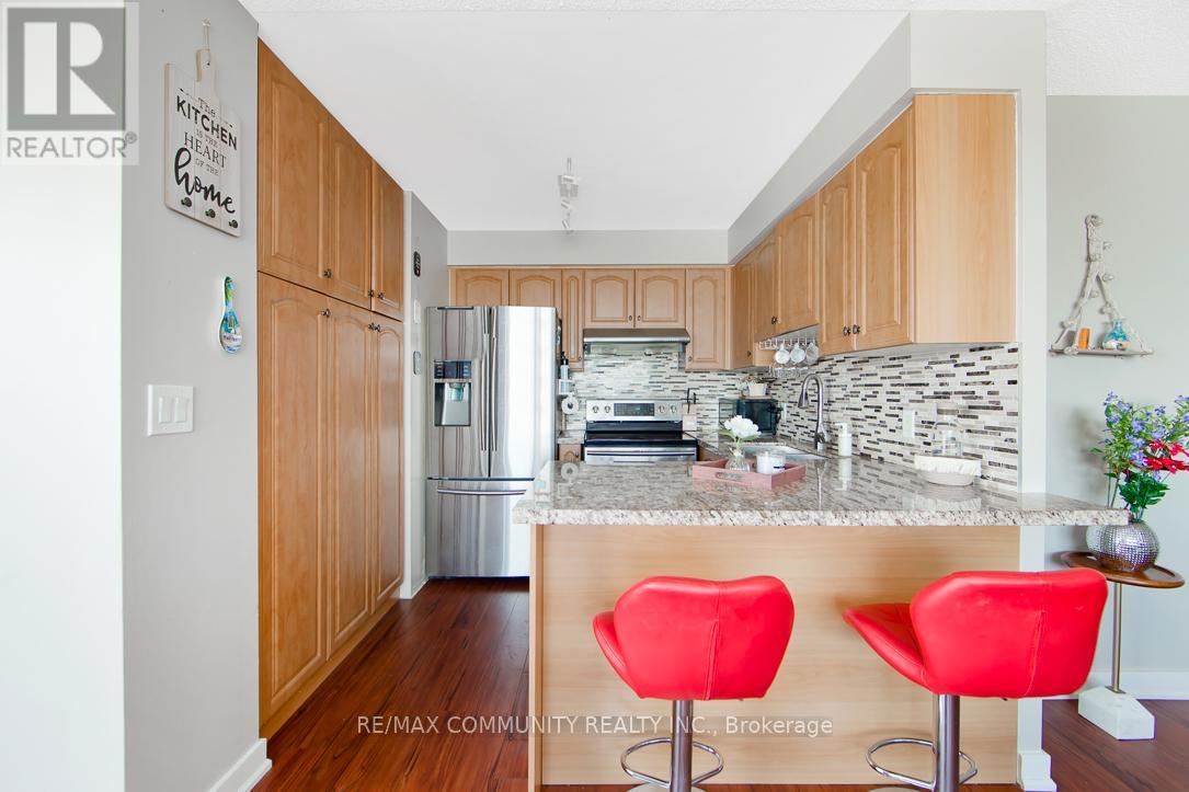 1903 - 38 Lee Centre Drive, Toronto, Ontario  M1H 3J7 - Photo 8 - E12502372