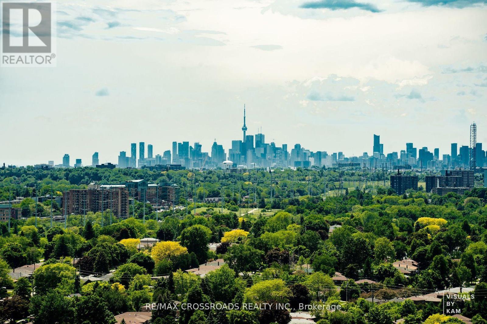 2707 - 20 Meadowglen Place, Toronto, Ontario  M1G 0A8 - Photo 2 - E12502524