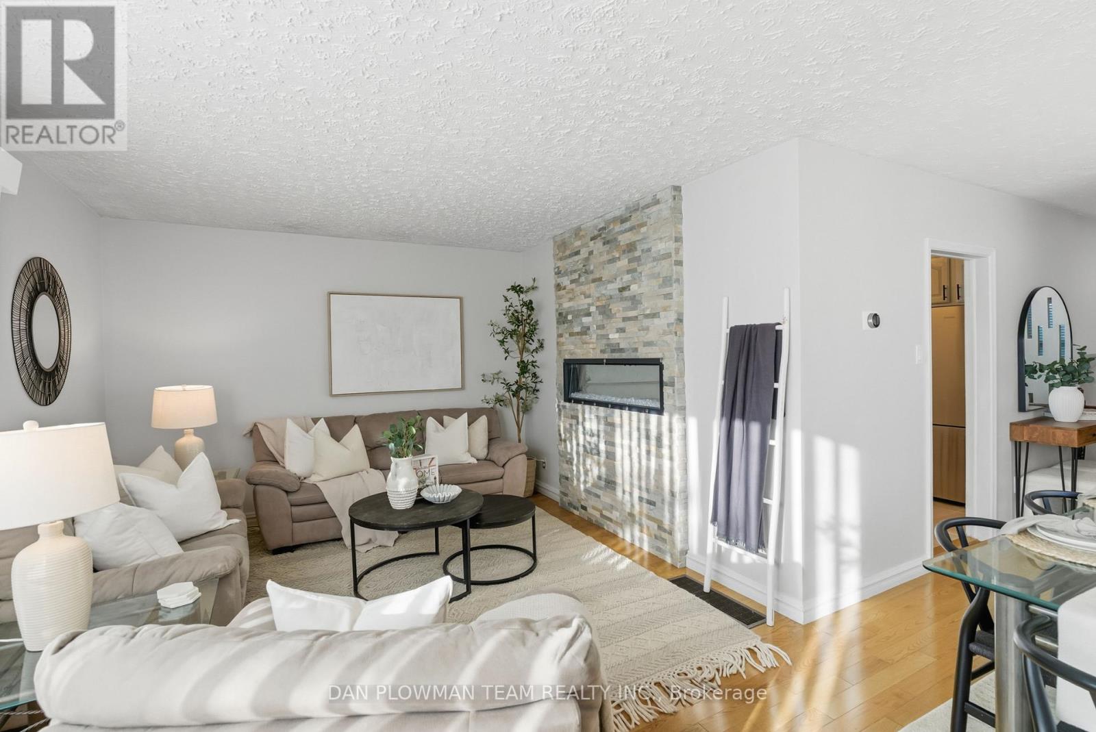 5 Lakeland Crescent, Toronto, Ontario  M1G 2L4 - Photo 17 - E12502560