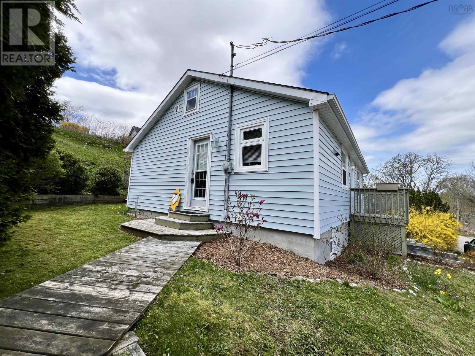 179 Second Avenue, Digby, Nova Scotia  B0V 1A0 - Photo 6 - 202524578
