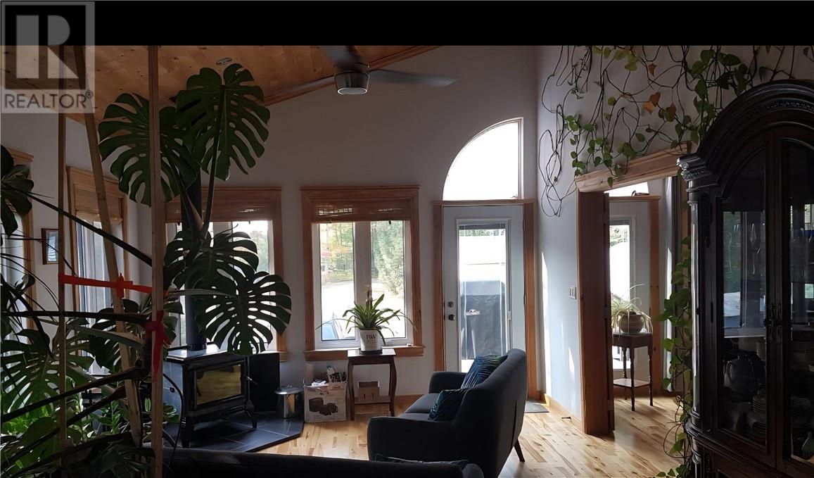 1951 Valleyview, Greater Sudbury, Ontario  P3N 1K9 - Photo 18 - 2123726