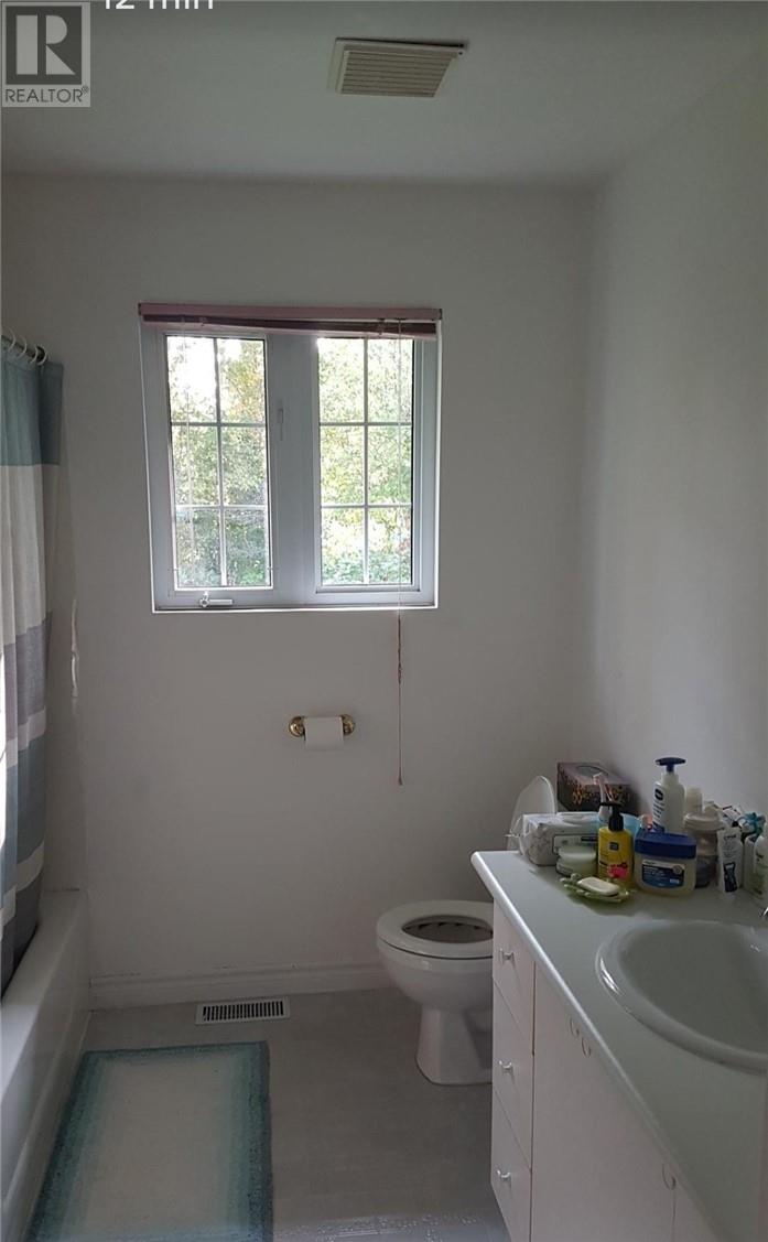 1951 Valleyview, Greater Sudbury, Ontario  P3N 1K9 - Photo 21 - 2123726