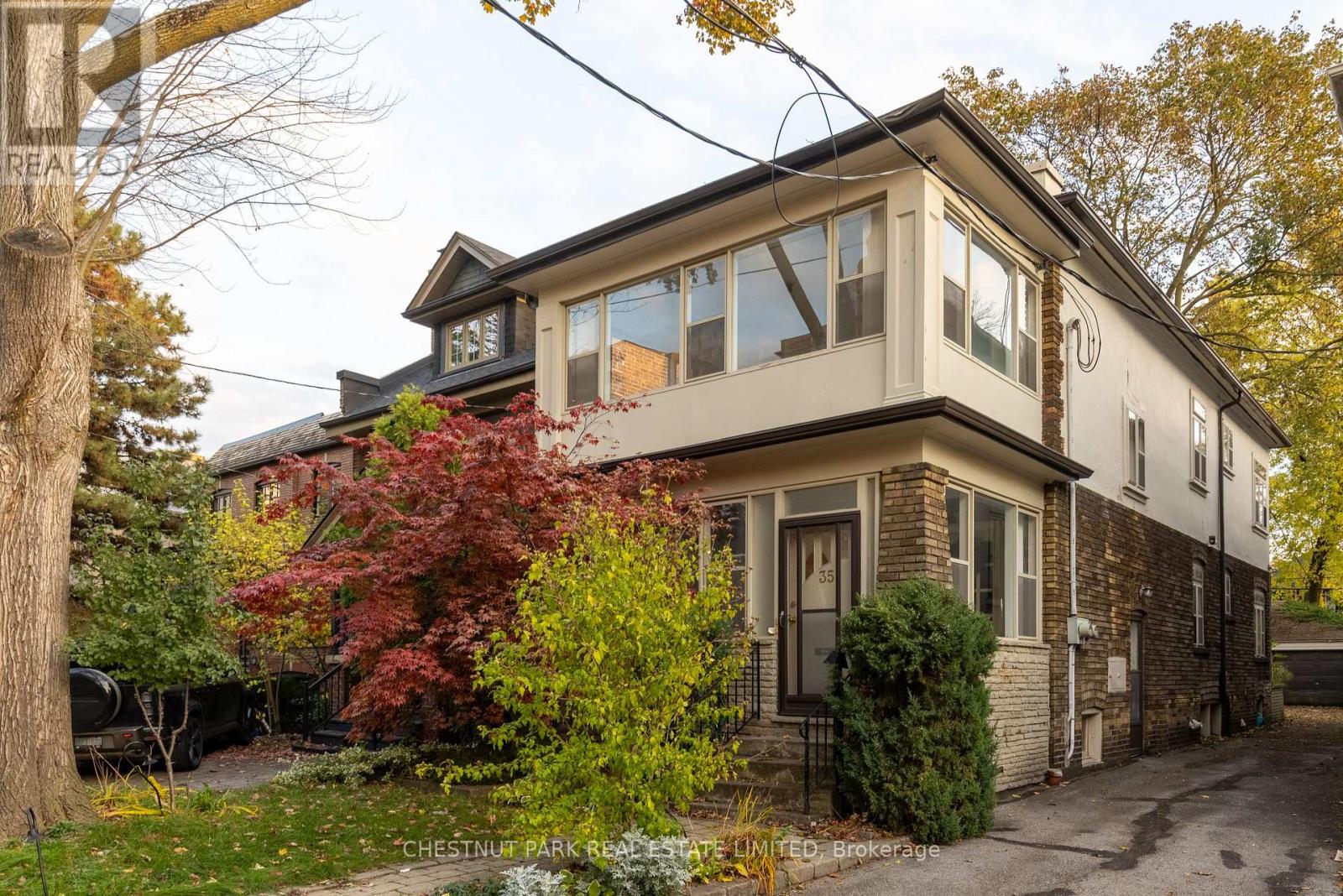 UPPER - 35 GORMLEY AVENUE, Toronto, Ontario
