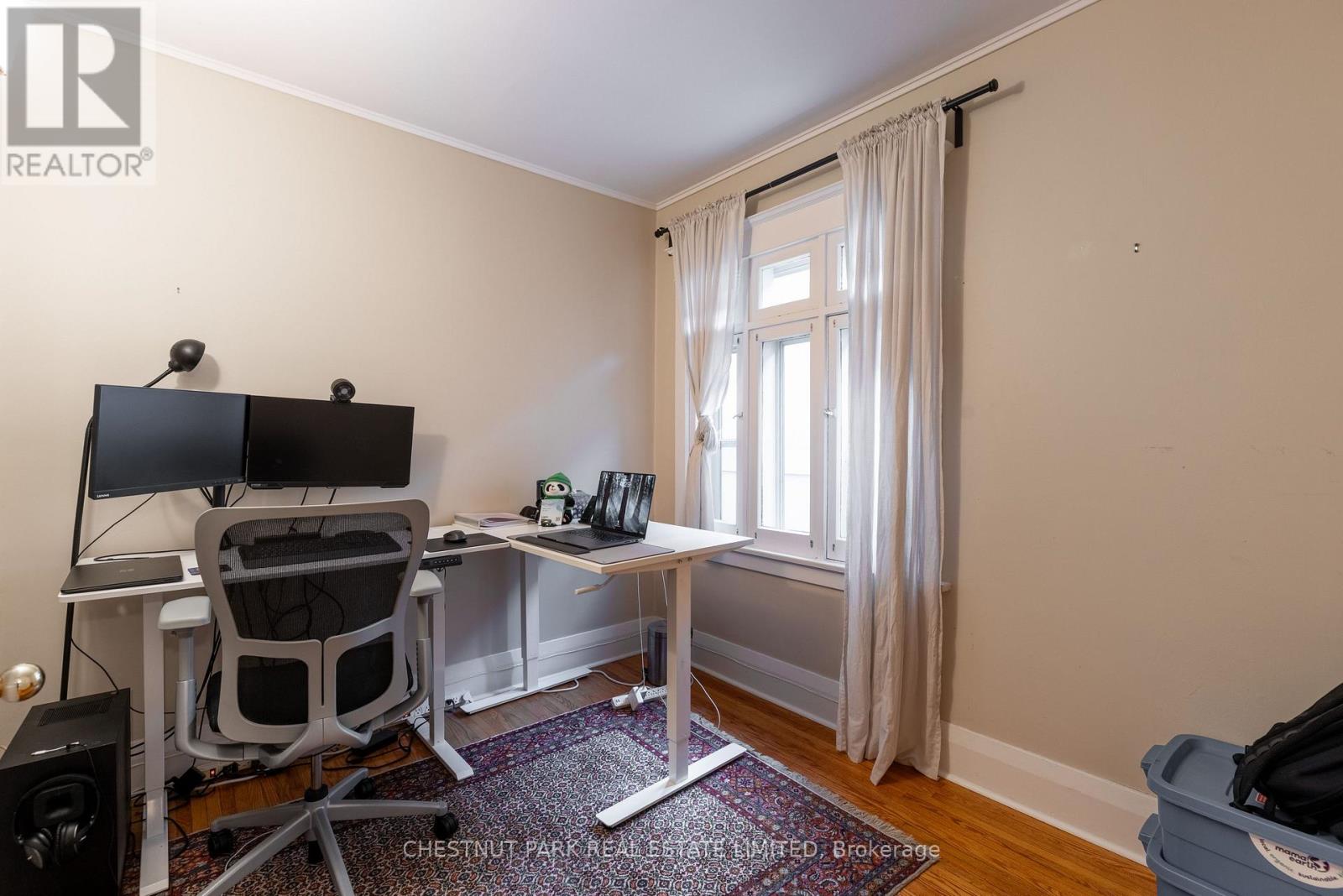 Upper - 35 Gormley Avenue, Toronto, Ontario  M4V 1Y9 - Photo 16 - C12485416