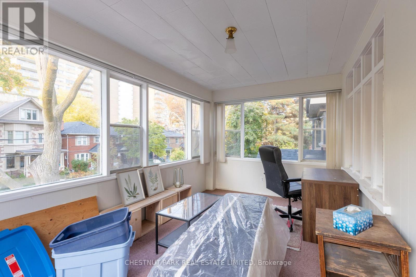 Upper - 35 Gormley Avenue, Toronto, Ontario  M4V 1Y9 - Photo 18 - C12485416