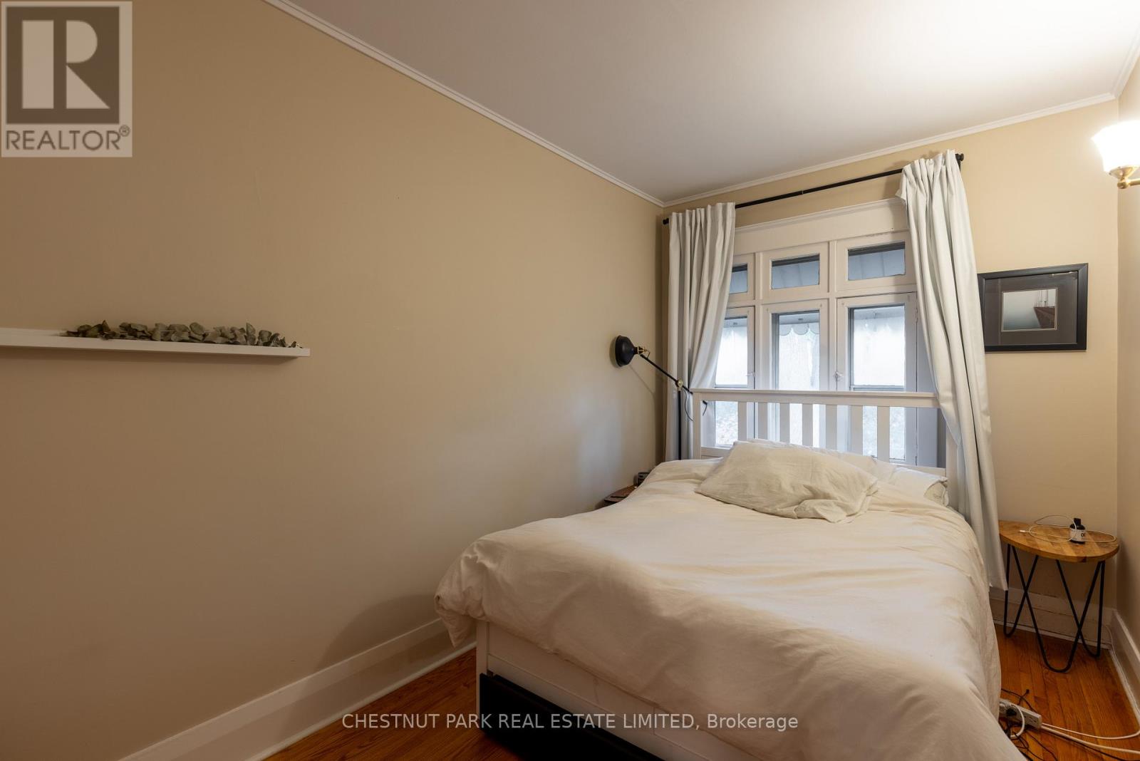 Upper - 35 Gormley Avenue, Toronto, Ontario  M4V 1Y9 - Photo 12 - C12485416