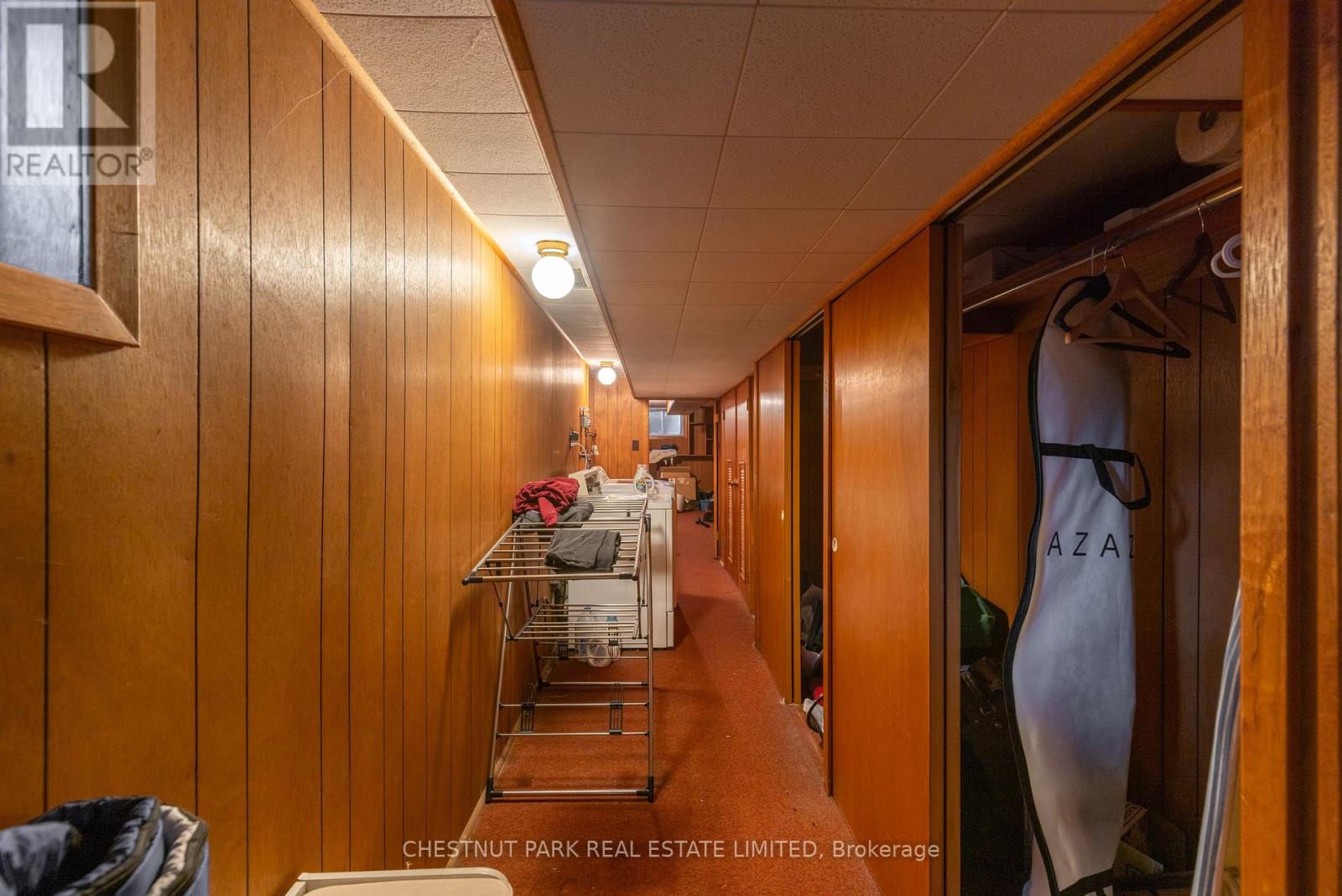 Upper - 35 Gormley Avenue, Toronto, Ontario  M4V 1Y9 - Photo 20 - C12485416