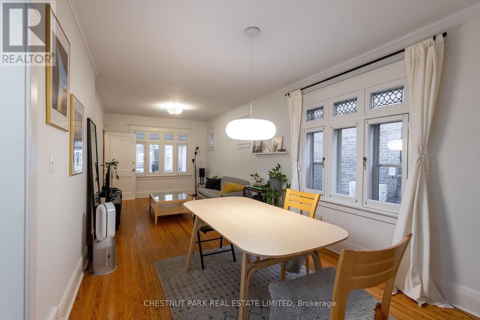 Upper - 35 Gormley Avenue, Toronto, Ontario  M4V 1Y9 - Photo 8 - C12485416