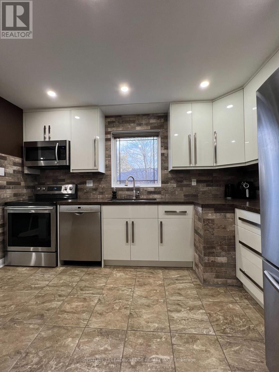 64 Lingarde Drive, Toronto, Ontario  M1R 1X9 - Photo 15 - E12502544