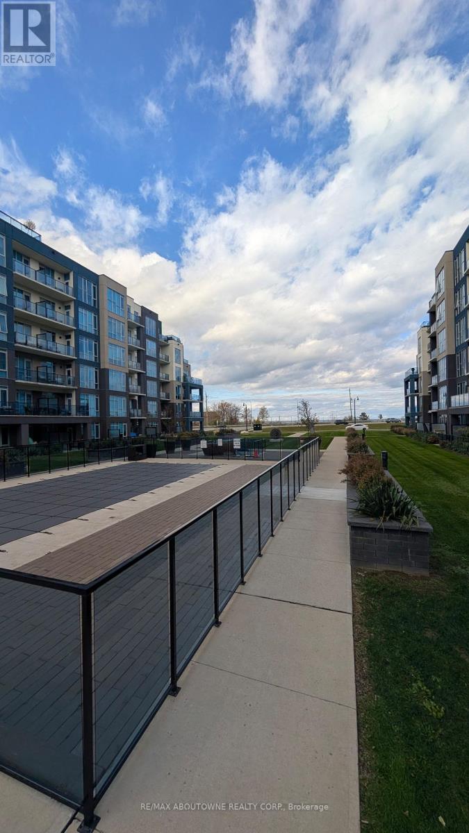 505 - 16 Concord Place, Grimsby, Ontario  L3M 0J1 - Photo 28 - X12488178