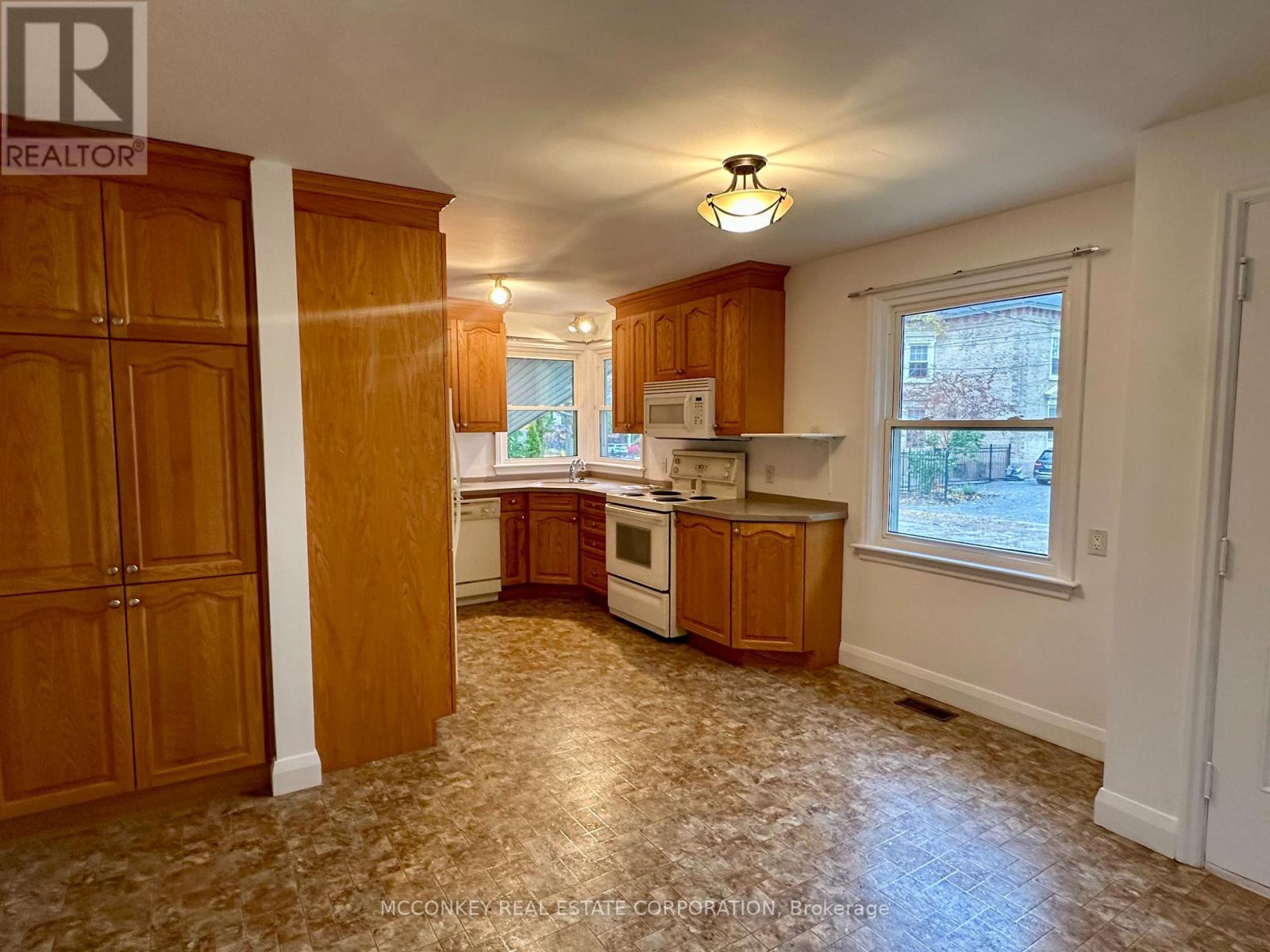 17 Engleburn Place, Peterborough, Ontario  K9H 1C4 - Photo 18 - X12414763